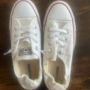 Converse low tops size 8